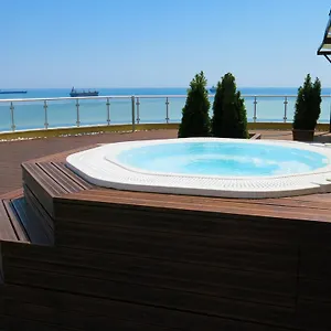 Hotel Family Albizia, Varna